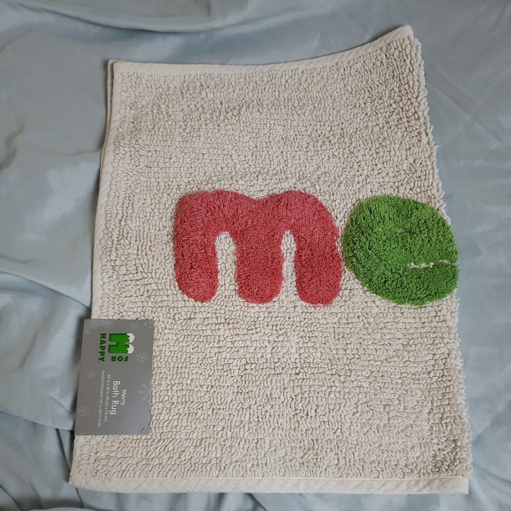 NWT Bed Bath And Beyond Merry Bath Rug  20" X 30" 100% Cotton